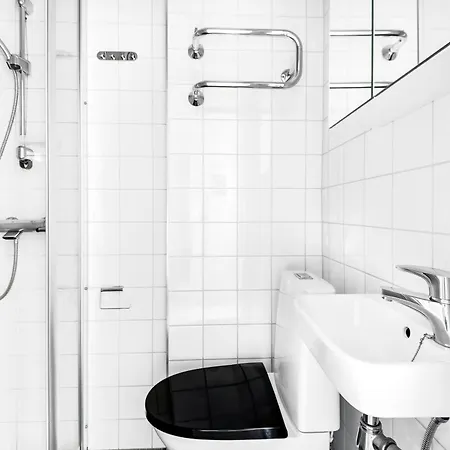 Wehost 1br Scandinavian Style Floor *